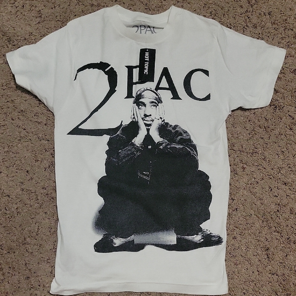 Hot Topic 2PAC Black and White Graphic Tee